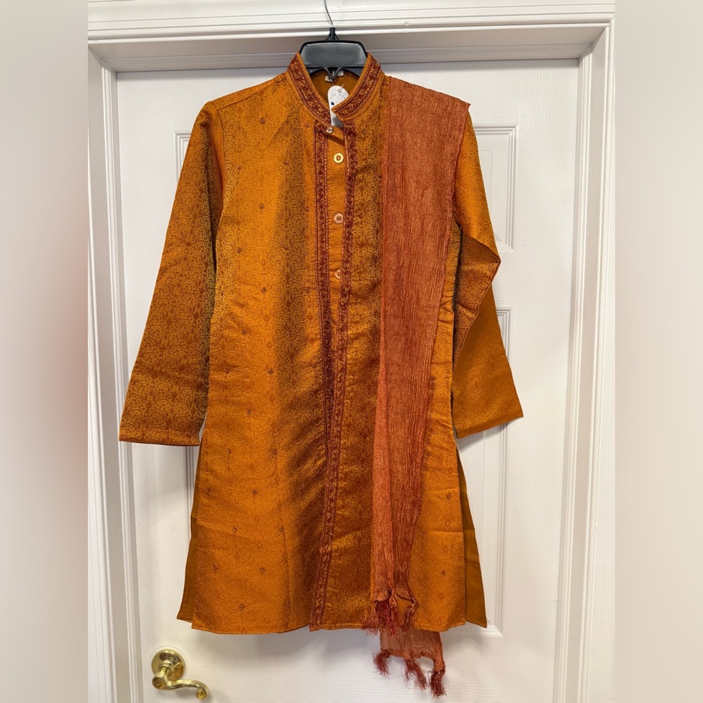 NWTA 3 piece Sherwani Set Size Boy Size 10